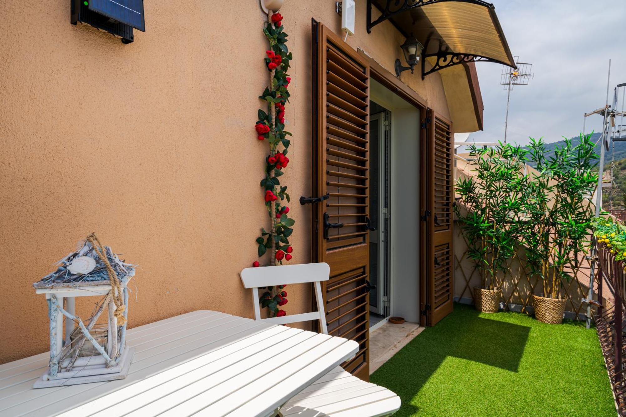 Apartament La Goccia Sul Mare Letojanni Zewnętrze zdjęcie